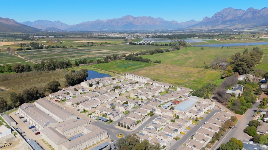 2 Bedroom Property for Sale in Paarl Western Cape